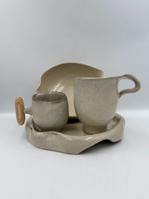 tableware collection, large plate, deep bowl, tea cup, coffee cup, indai, didelė lėkštė, gilus dubuo, puodelis arbatai, puodelis kavai
